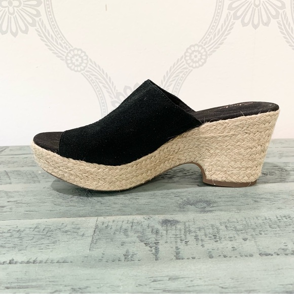 SOLD NEW Clarks Sandals Espadrille Slide Black 6.5 - Picture 8 of 15